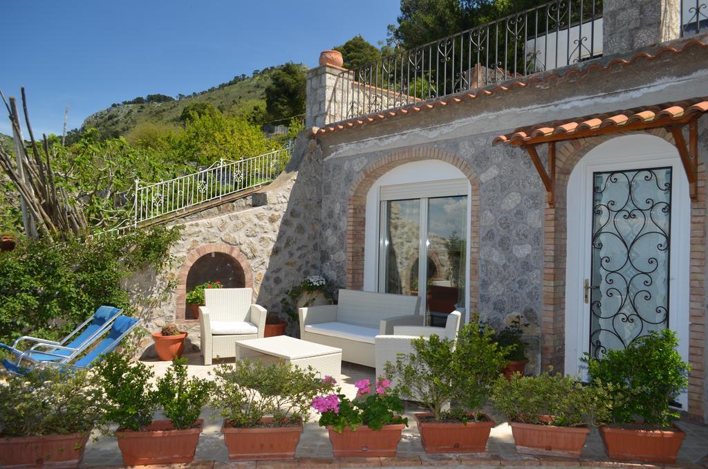 Le Ginestre Di Capri Bb & Holiday House Anacapri  Dış mekan fotoğraf