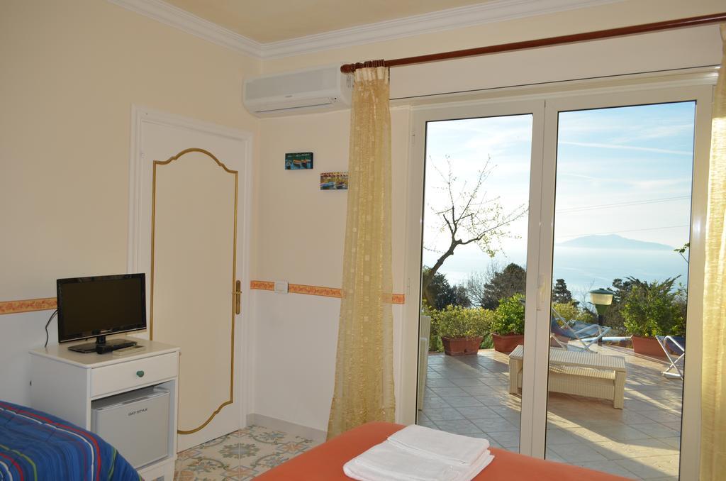 Le Ginestre Di Capri Bb & Holiday House Anacapri  Dış mekan fotoğraf