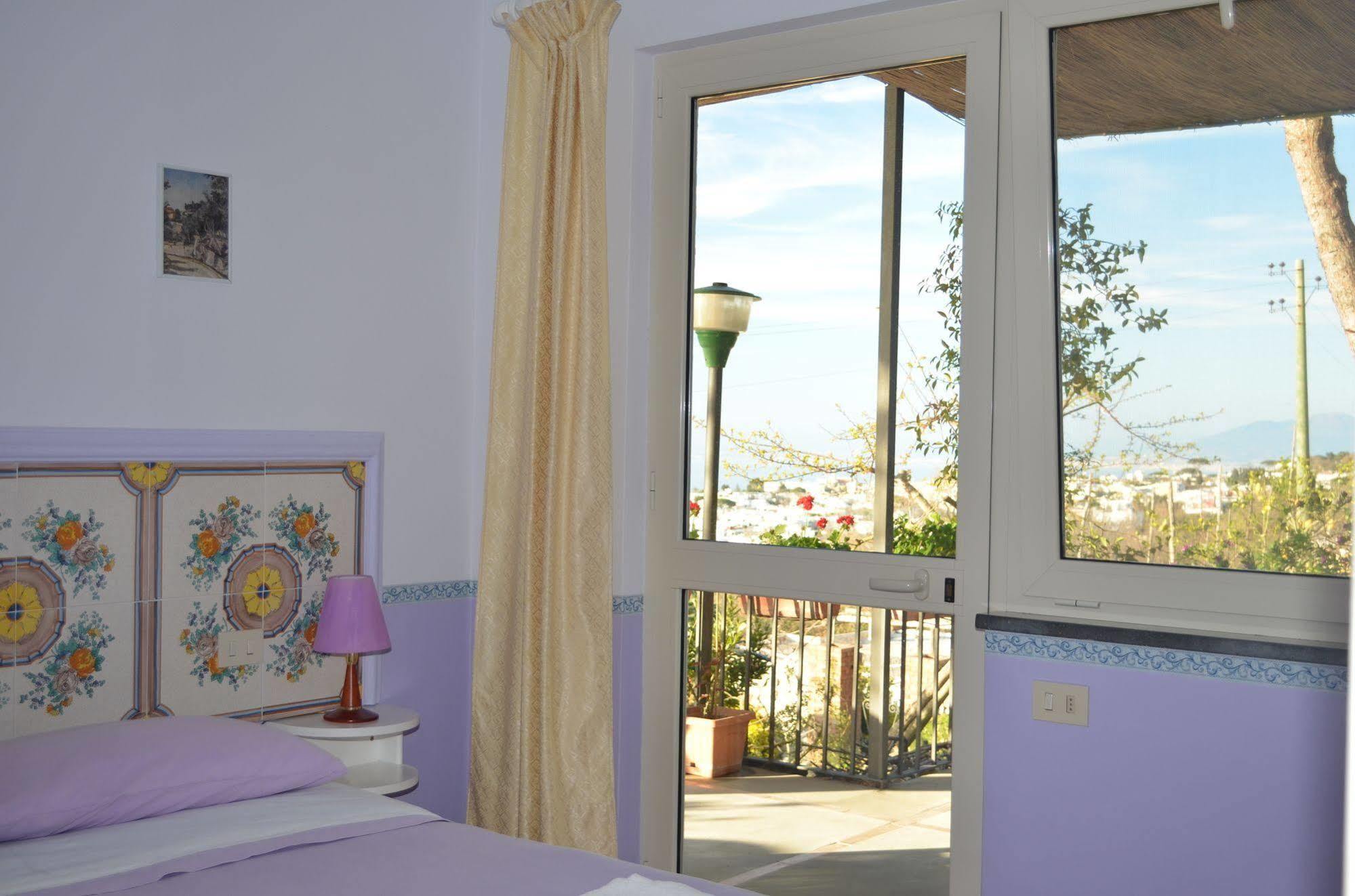 Le Ginestre Di Capri Bb & Holiday House Anacapri  Dış mekan fotoğraf