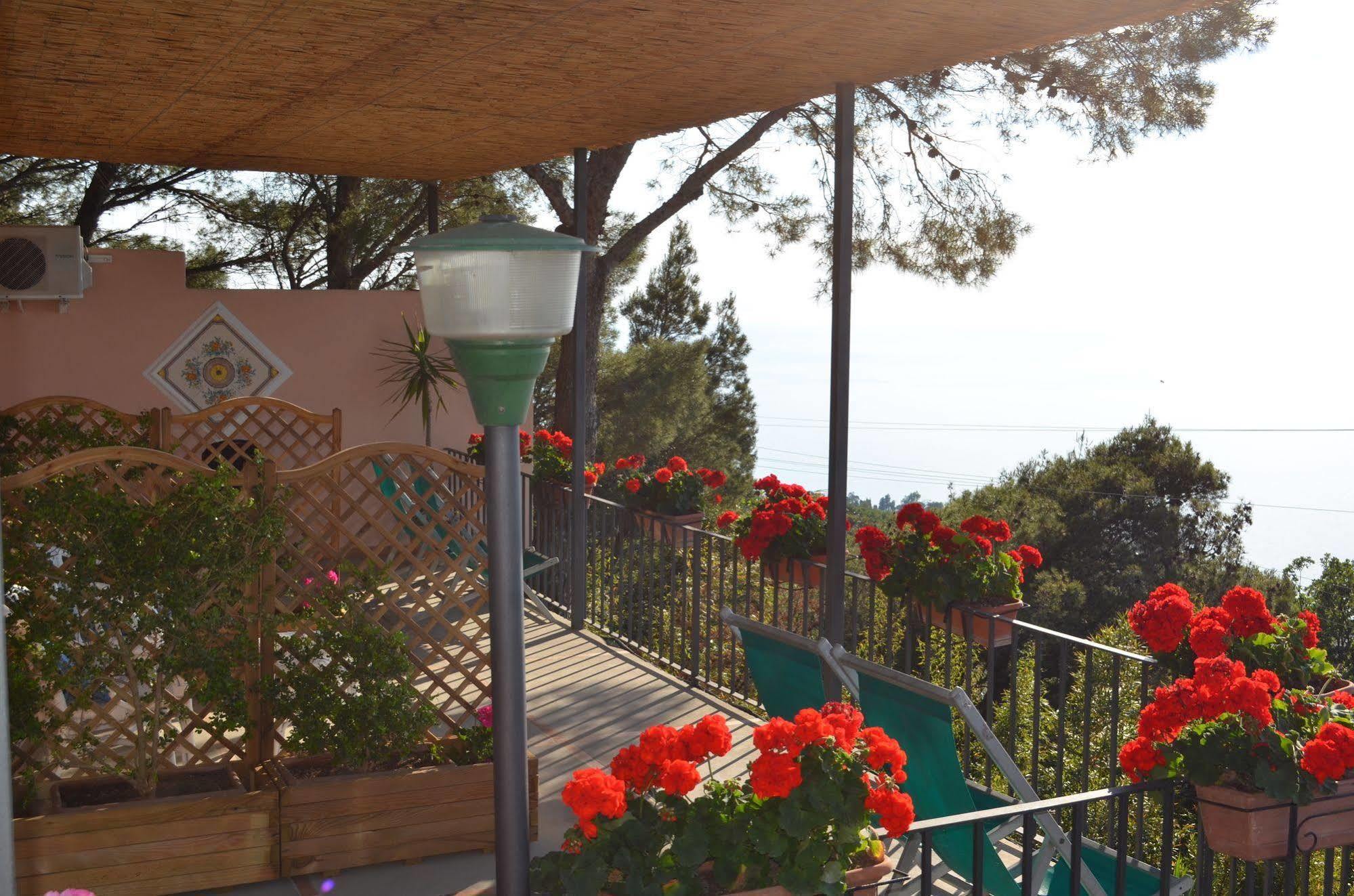 Le Ginestre Di Capri Bb & Holiday House Anacapri  Dış mekan fotoğraf