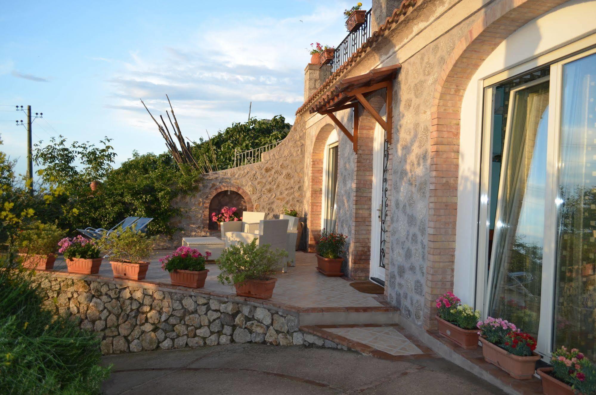 Le Ginestre Di Capri Bb & Holiday House Anacapri  Dış mekan fotoğraf